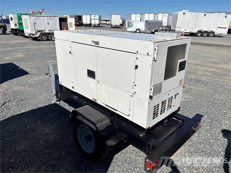 MQ DCA-25SSIU3 20 kW Mobile Generator Set Generadores diésel