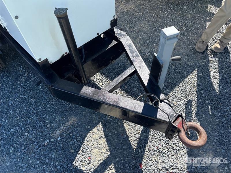 MQ DCA-25SSIU3 20 kW Mobile Generator Set Generadores diésel