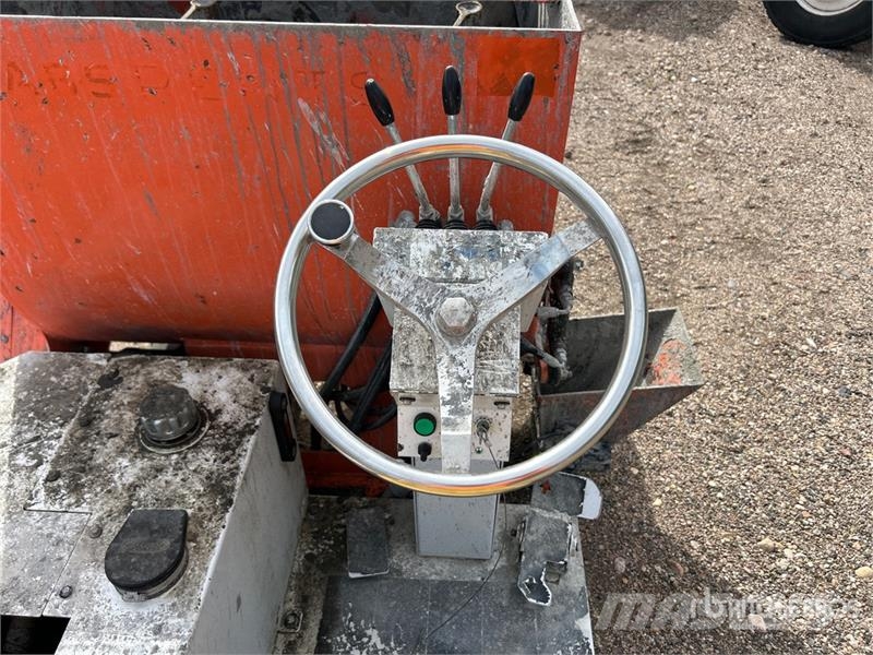 MTC SVT-300 4x2 Ride-On Trench Grout Buggy Būvniecība- Citi