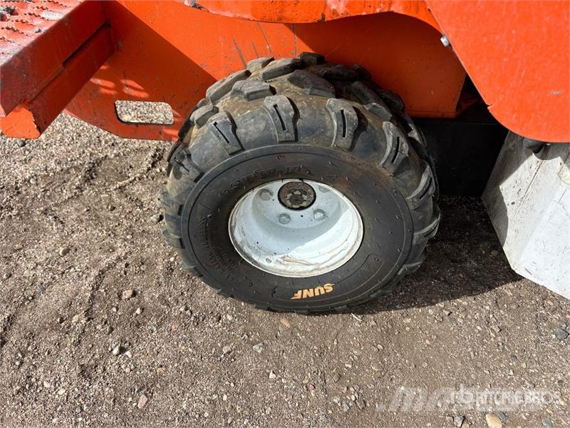 MTC SVT-300 4x2 Ride-On Trench Grout Buggy Būvniecība- Citi