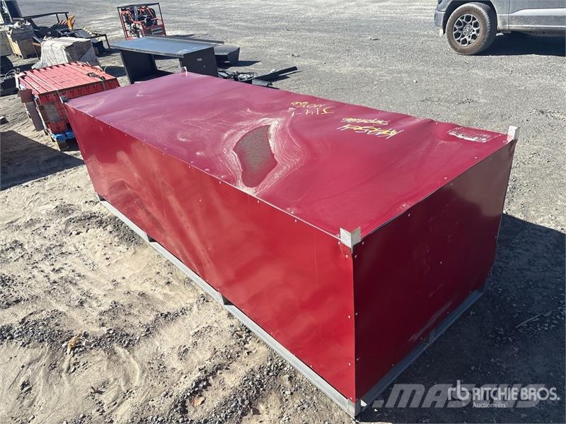  MTO A500 500 ft x 6 ft Chain Link Fencing (Unused) フェンス機材