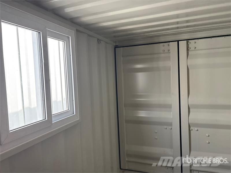 Multi-Door Storage Container (Unused) Contenedores de almacenamiento