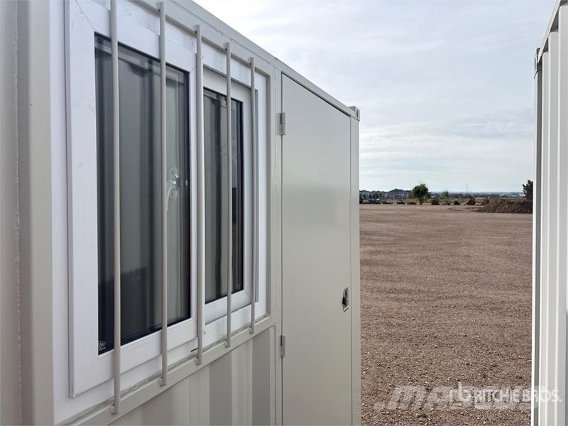 Multi-Door Storage Container (Unused) Contenedores de almacenamiento