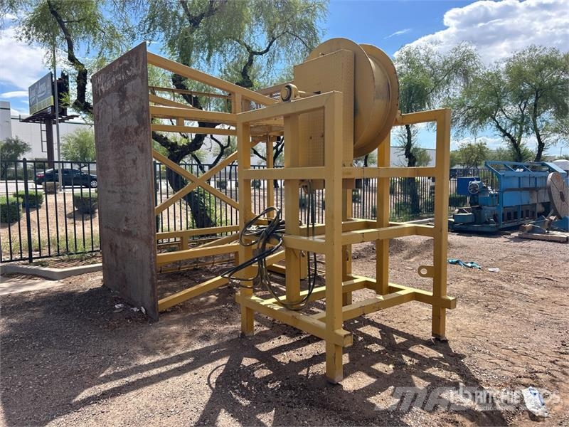  Multi Purpose Tower Platform & Hydraulic Rotating  معدات البناء - غير ذلك