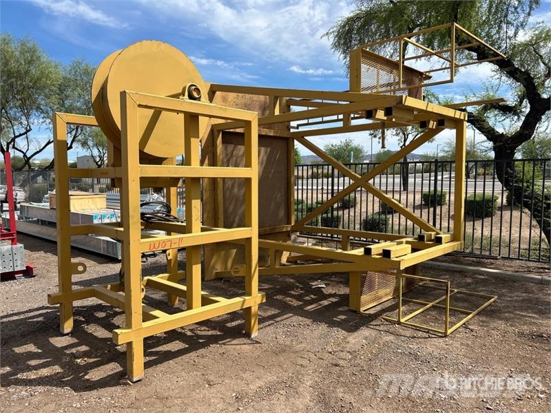  Multi Purpose Tower Platform & Hydraulic Rotating  معدات البناء - غير ذلك