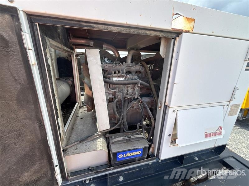MultiQuip 45 kVA Mobile Generator Set (Inoperable) Dízel áramfejlesztők