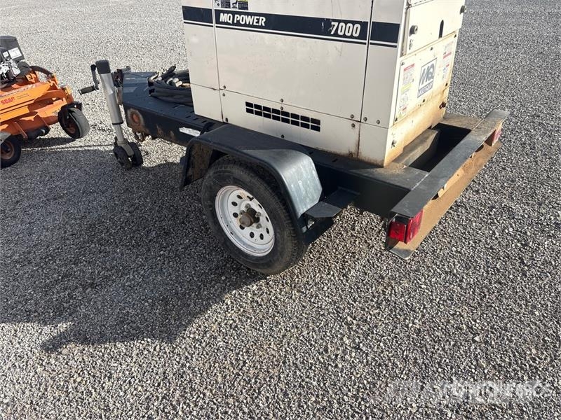 MultiQuip 9 ft S/A Generator Trailer Низькорамні причепи