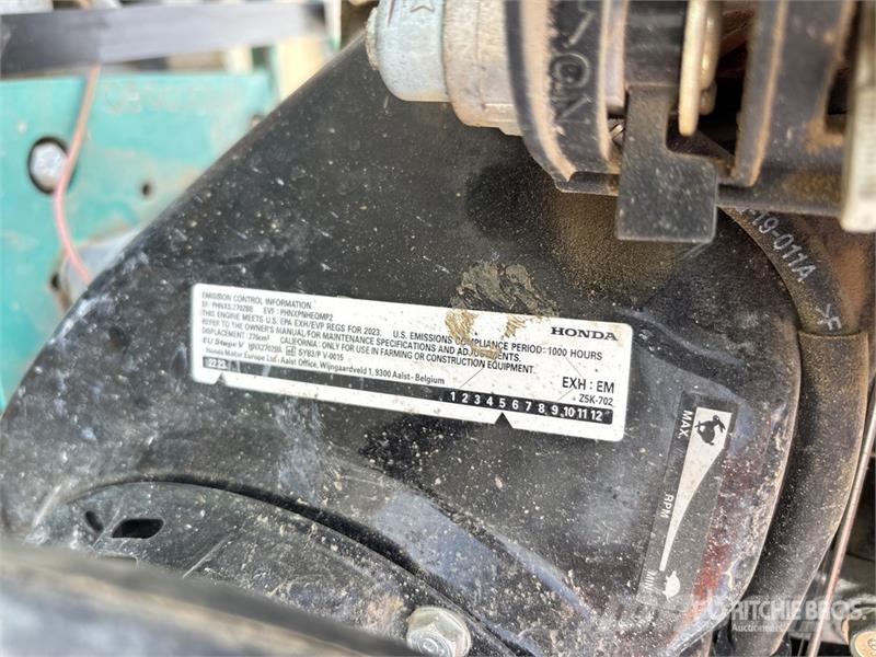 MultiQuip B46H90 Trowels