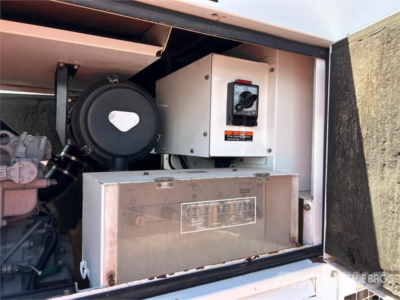 MultiQuip DCA-125USI 100 kW Mobile Generator Set Diesel Generators