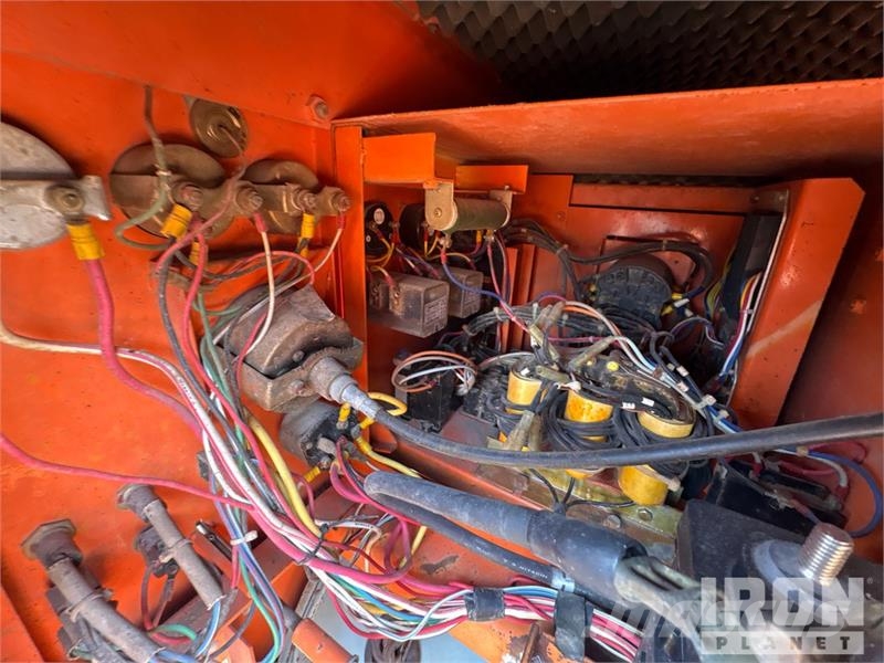 MultiQuip DCA-25SSA-I 25 kVA Skid-Mounted Generator Set Dizelski agregati