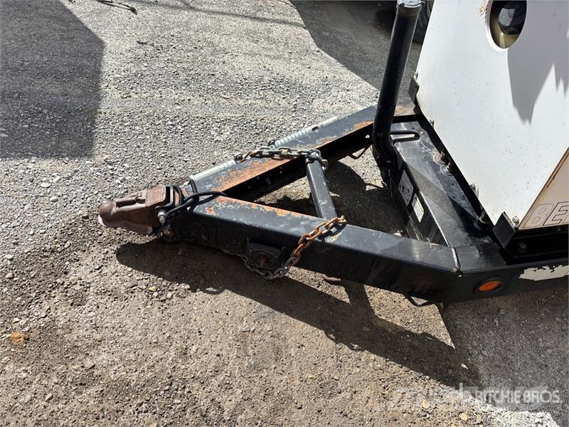 MultiQuip DCA-25SSIU3 Dízel áramfejlesztők