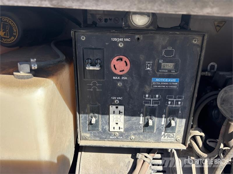 MultiQuip Light Tower أبراج خفيفة