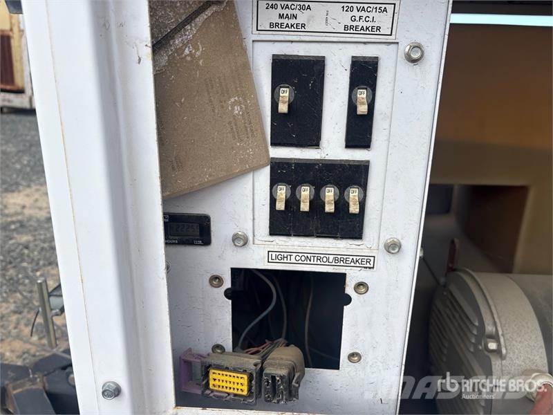 MultiQuip LT12 Apšvietimo bokšteliai