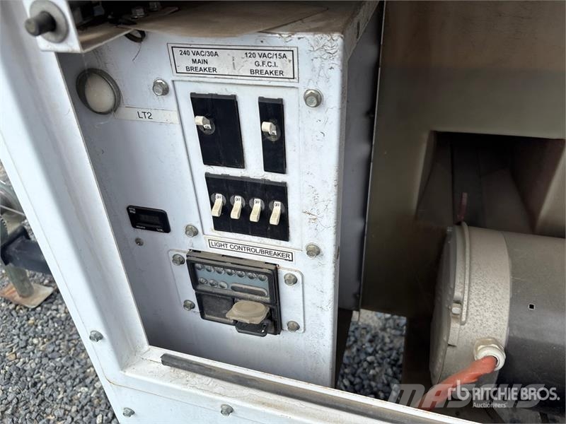 MultiQuip LT12 Apšvietimo bokšteliai