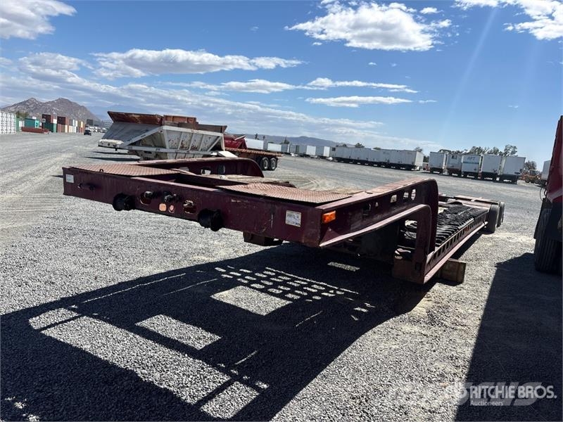 Murray 16-Wheel Expandable Axle Removable Gooseneck Lowbo 平板拖车