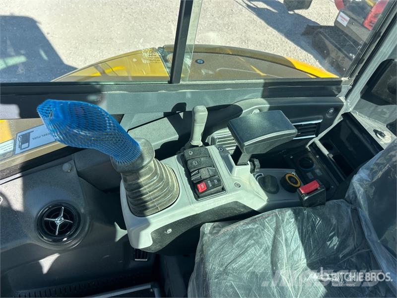  NAKATO ZT35G Mini Excavator (Unused) Mini ekskavatori < 7 t