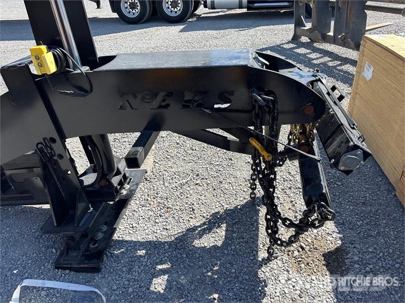 Neks Electric Fifth Wheel Wrecker Attachment 其他組件