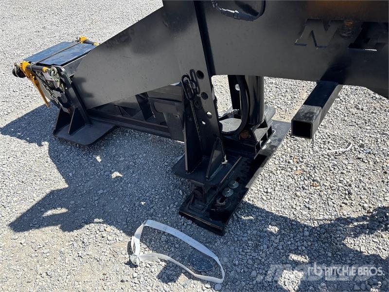 Neks Electric Fifth Wheel Wrecker Attachment 其他組件