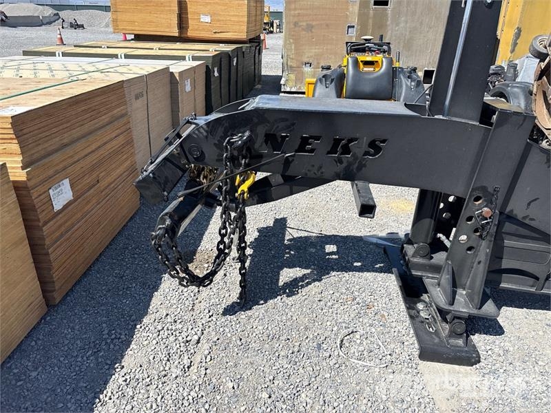 Neks Electric Fifth Wheel Wrecker Attachment 其他組件