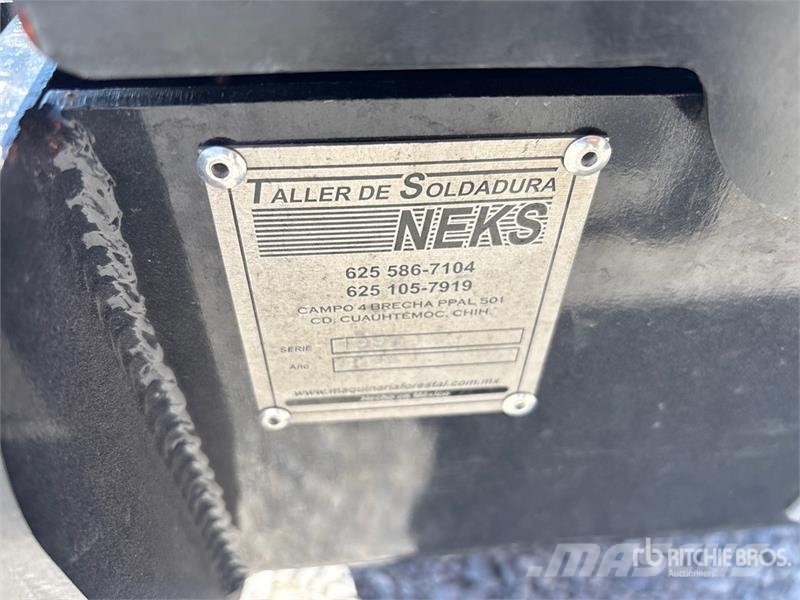 Neks Electric Fifth Wheel Wrecker Attachment 其他組件