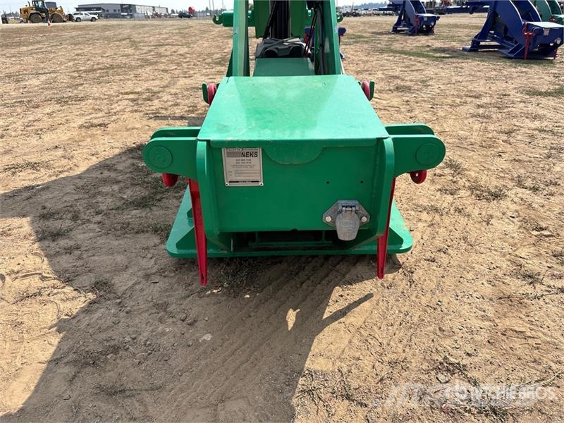  Neks Fifth Wheel Wrecker Attachment معدات النقل - غير ذلك