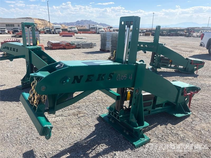 Neks Fifth Wheel Wrecker Attachment (Unused) Ostale kargo komponente