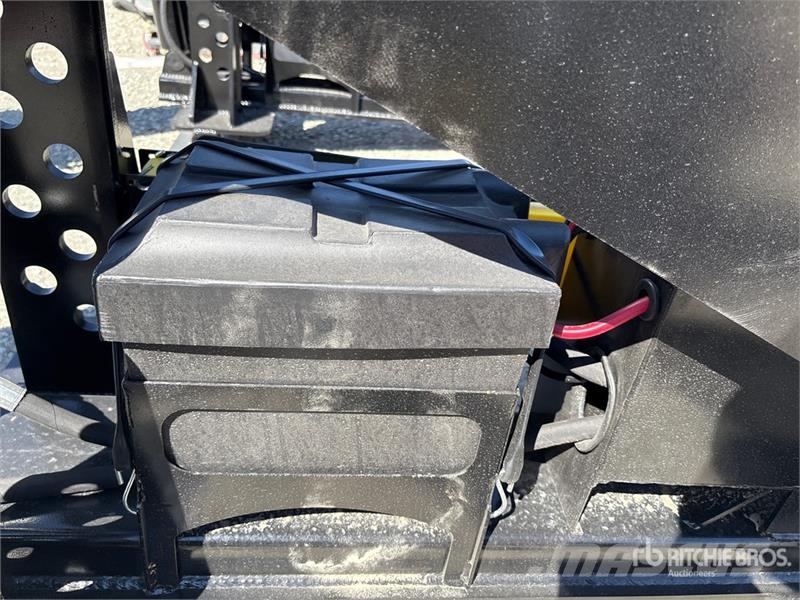 Neks Fifth Wheel Wrecker Attachment Otros componentes