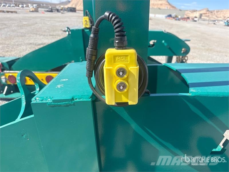 Neks Fifth Wheel Wrecker Attachment (Unused) Ostale kargo komponente