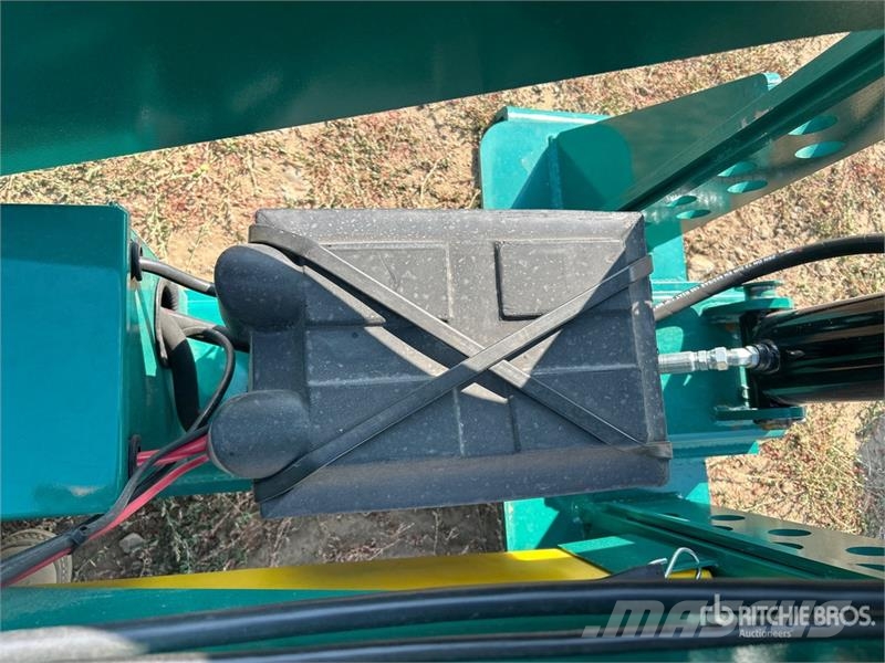 Neks Fifth Wheel Wrecker Attachment (Unused) Ostale kargo komponente