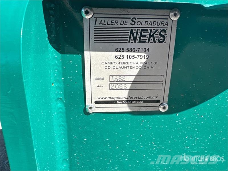 Neks Fifth Wheel Wrecker Attachment (Unused) Ostale kargo komponente