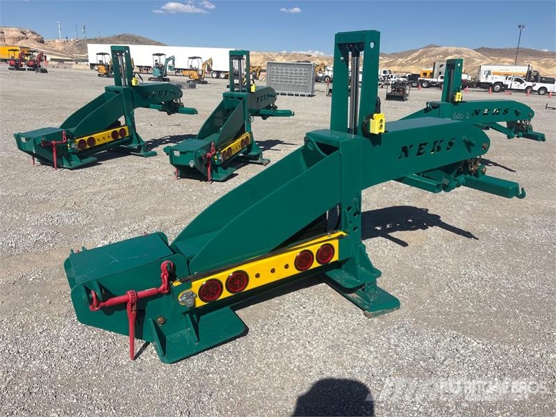 Neks Fifth Wheel Wrecker Attachment (Unused) Ostale kargo komponente