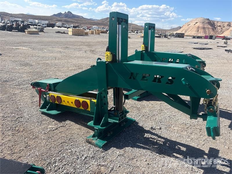Neks Fifth Wheel Wrecker Attachment (Unused) Ostale kargo komponente