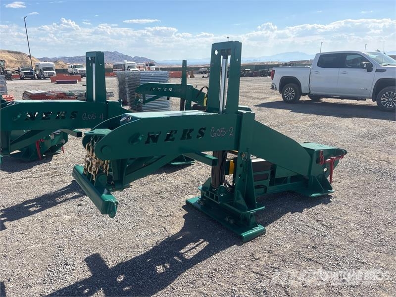 Neks Fifth Wheel Wrecker Attachment (Unused) Ostale kargo komponente
