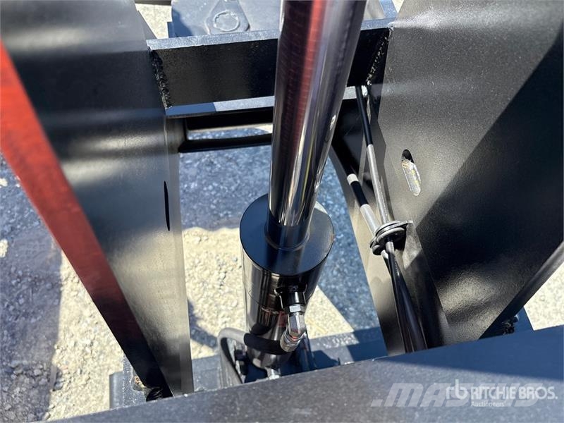 Neks Fifth Wheel Wrecker Attachment Otros componentes