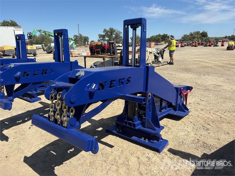 Neks Hydraulic Fifth Wheel Wrecker Attachment Ostale kargo komponente