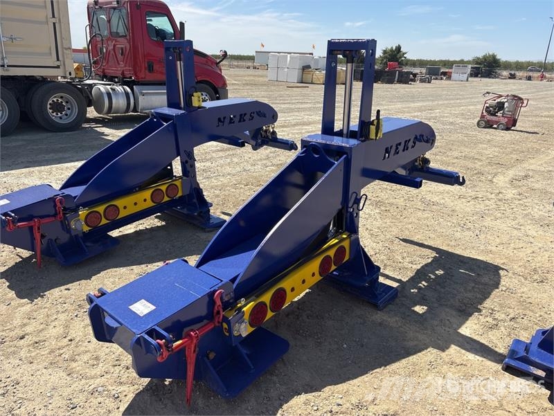 Neks Hydraulic Fifth Wheel Wrecker Attachment Ostale kargo komponente