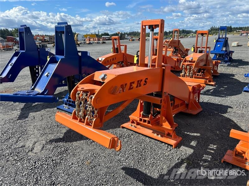 Neks Hydraulic Fifth Wheel Wrecker Attachment Ostale kargo komponente
