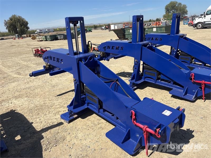 Neks Hydraulic Fifth Wheel Wrecker Attachment Ostale kargo komponente