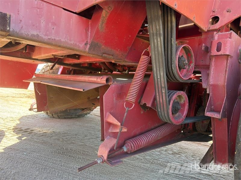 New Holland 1116 16 ft Swather Windrower Andaineur