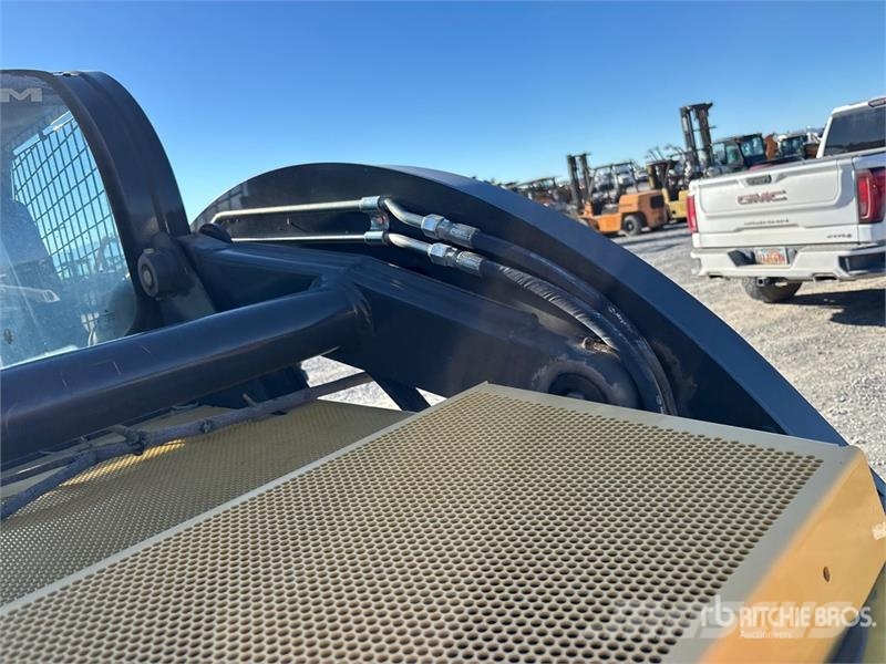 New Holland C232 Skid steer loaders