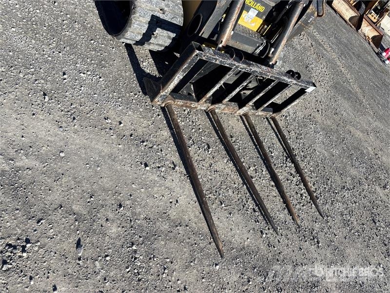 New Holland C232 Skid steer loaders