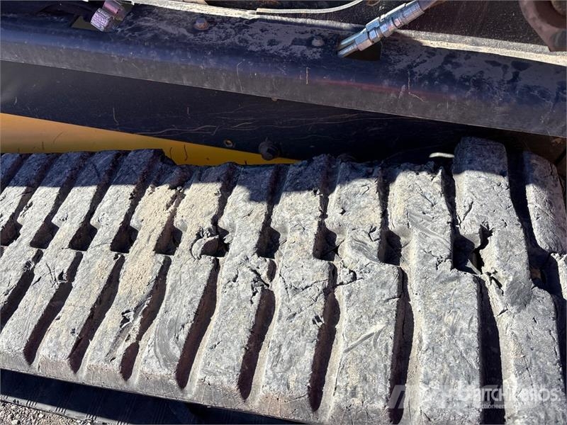 New Holland C232 Skid steer loaders