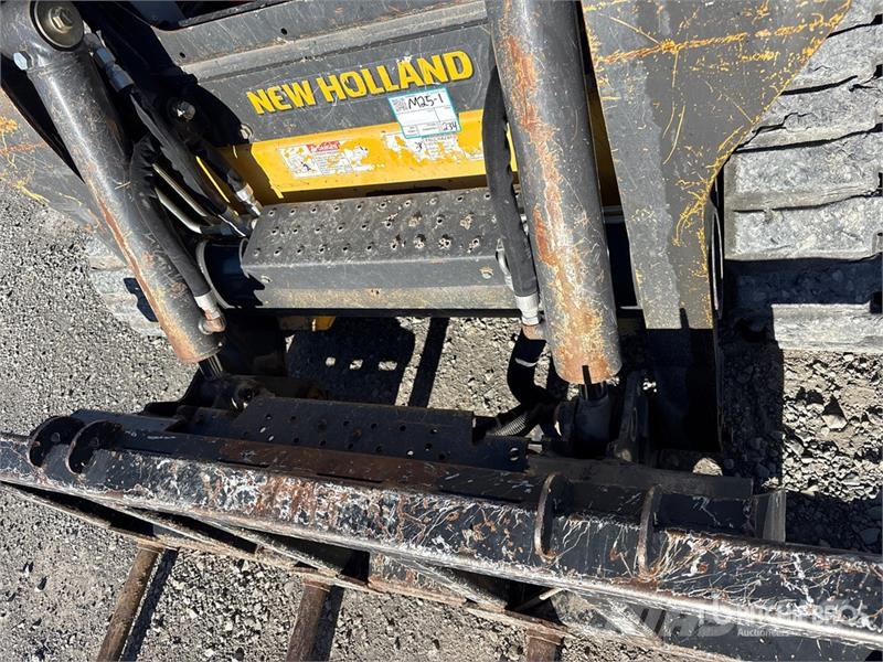 New Holland C232 Skid steer loaders