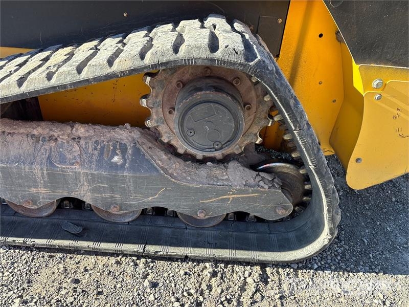 New Holland C232 Skid steer loaders
