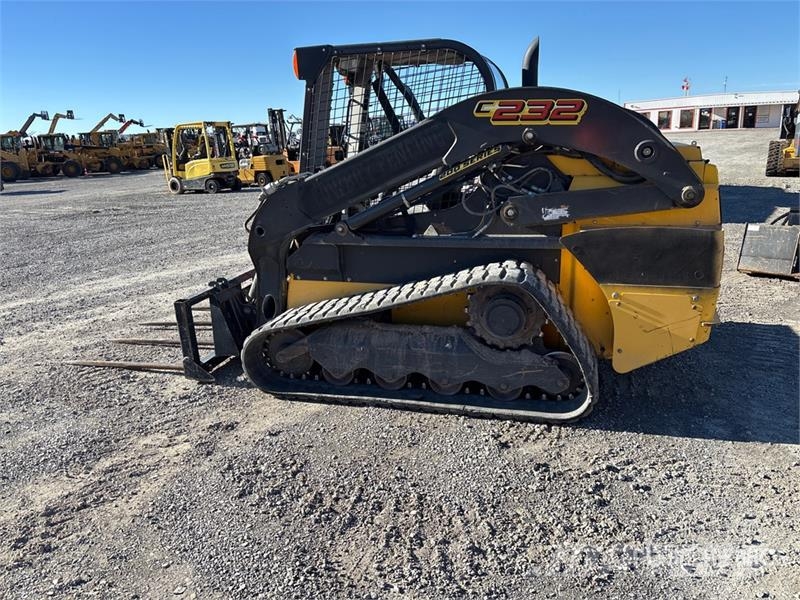 New Holland C232 Skid steer loaders