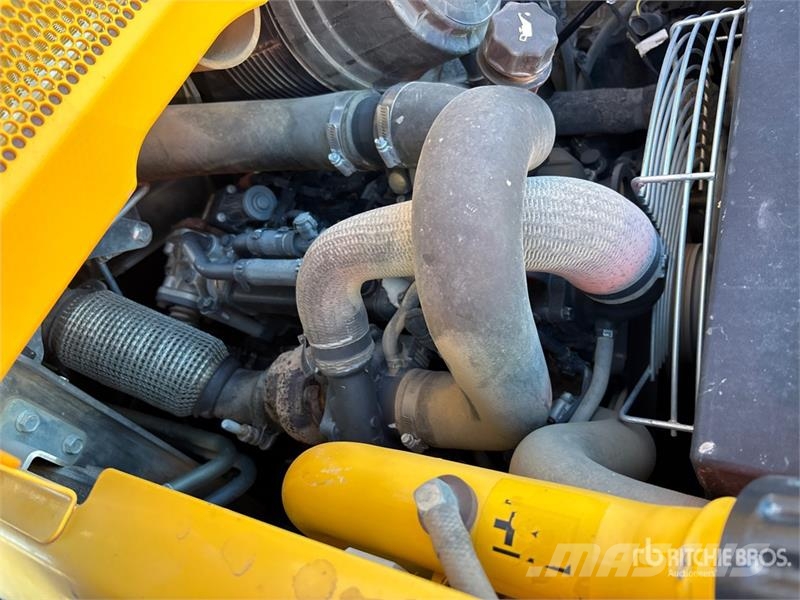 New Holland C232 Skid steer loaders