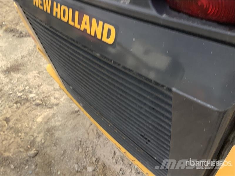 New Holland C332 Compact Track Loader Kompaktlastare