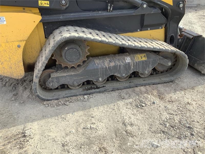 New Holland C332 Compact Track Loader Kompaktlastare