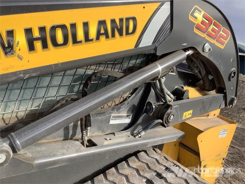 New Holland C332 Compact Track Loader Kompaktlastare