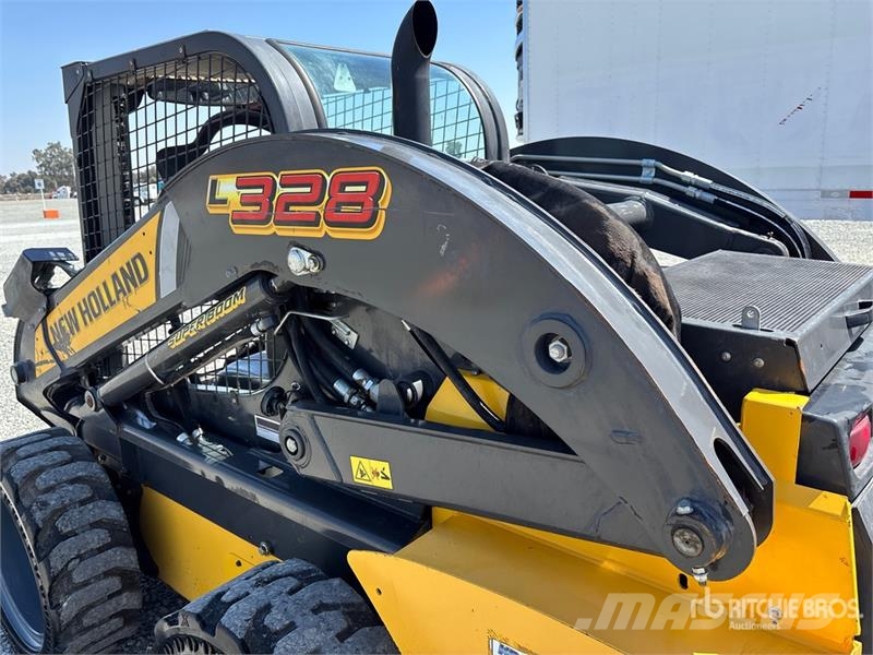 New Holland L328 Skid Steer Loader Lietoti riteņu kompaktiekrāvēji